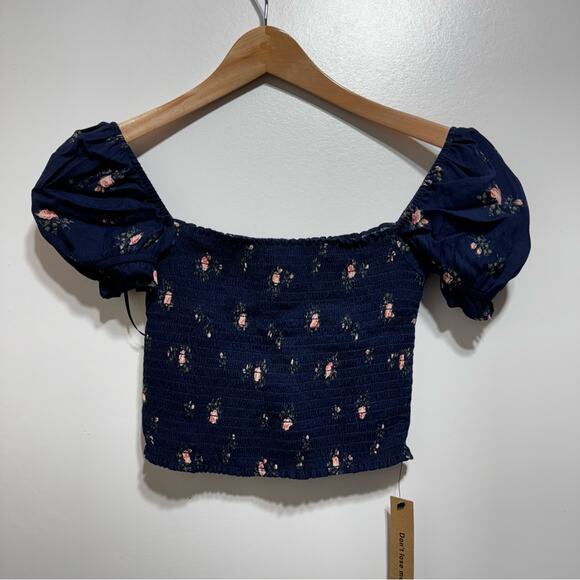Reformation Floral Crop Top Square Neck Smocked Bodice Size 8 In Navy Blue NWT - Picture 4 of 9